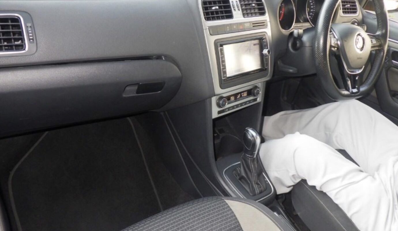 VOLKSWAGEN CROSSPOLO