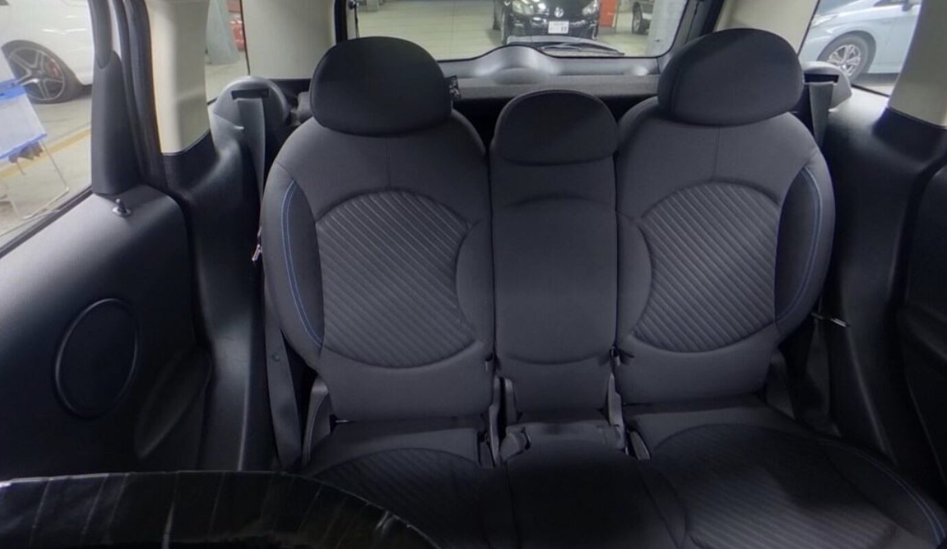 MINI COOPER CROSSOVER